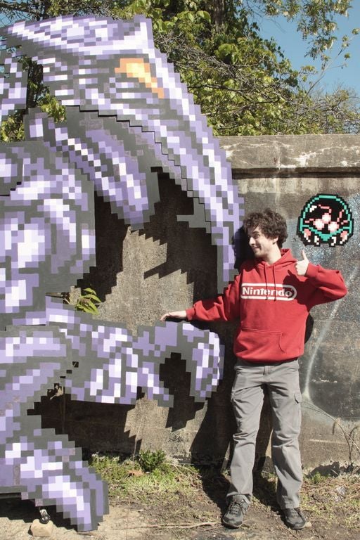 11-Foot Metroid Cosplay is a Towering Work of Art