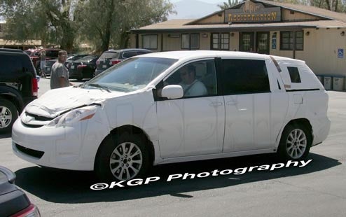2010 Toyota Sienna Spotted Testing In Desert, Not A Soccer Game In Sight