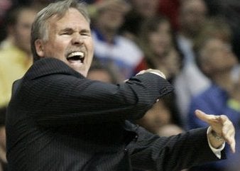 Knicks Fans Love Affair With Mike D'Antoni Lasts Three Quarters