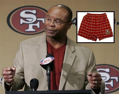 For The Next Four Minutes, Mike Singletary Will Be Coaching Pantless. Any Questions?