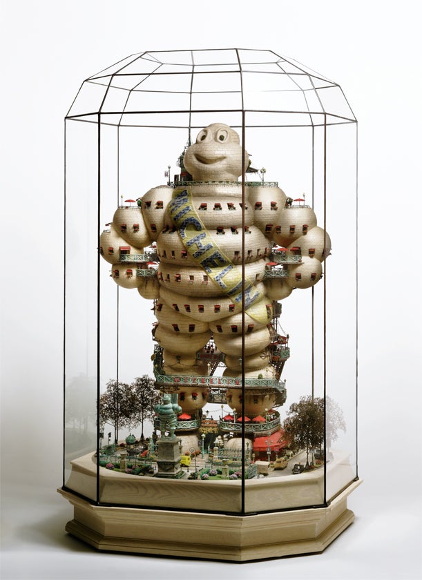 Artist transforms bonsai trees and empty cans into insane Lilliputian cities