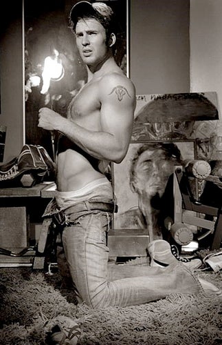 Chris Evans Ordered To Wear Shirts By Beefcake-Averse New Flack