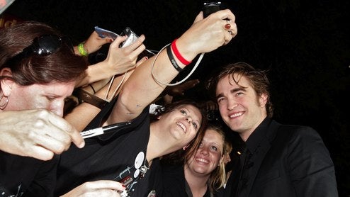 Echoes of Sobs, Shrieks, Ticket Demands Hang in Air on Morning After 'Twilight' Premiere
