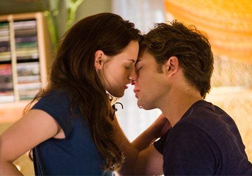 Anticipation for Sex That Never Comes Is Highlight of Twilight