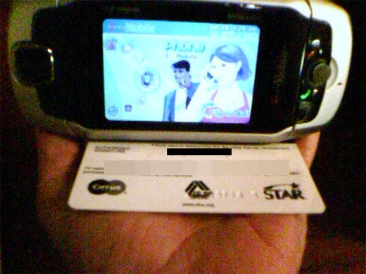 The Sidekick 3 May Erase Your Credit Cards