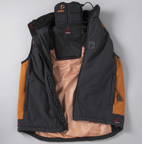 Ardica-Heated Jackets Also Juice Your Gadgets on Long Winter Trips