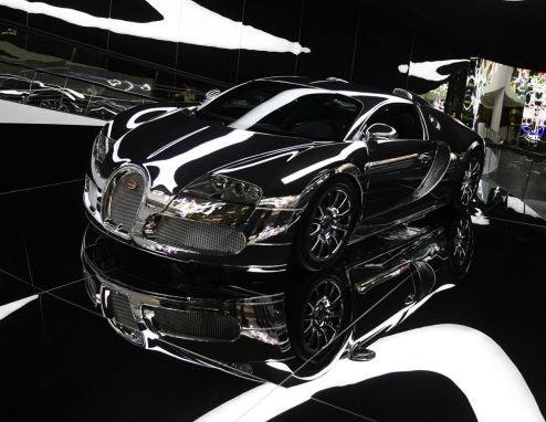 Mirror-Finished Bugatti Veyron Blindingly Ushers in New Autostadt