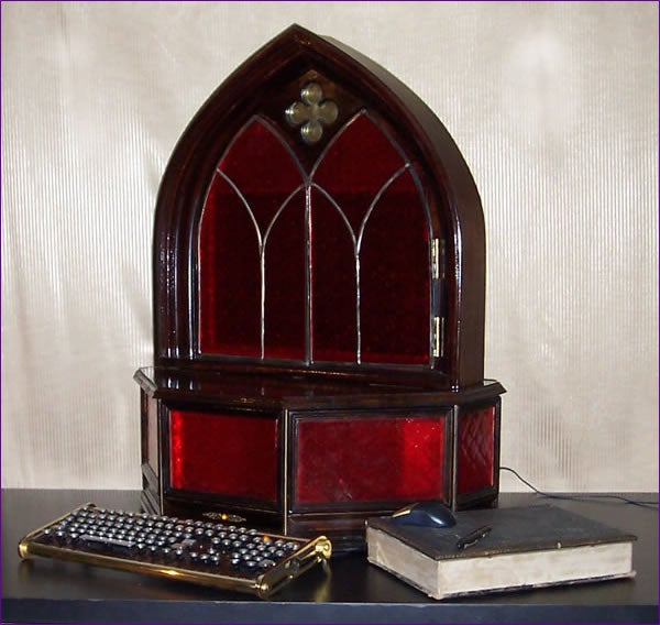 'Archbishop' Gothic PC Looks Straight Out of an Old Church