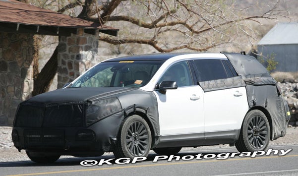 Lincoln MKT Spotted Testing In Hot Desert Sun