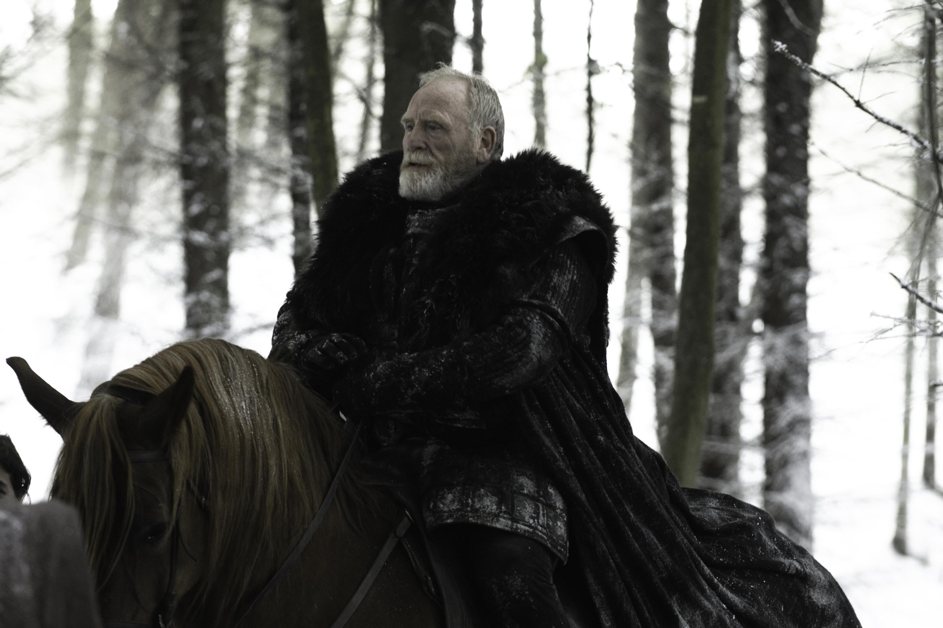 21 stunning Game of Thrones photos introduce a whole new cast!