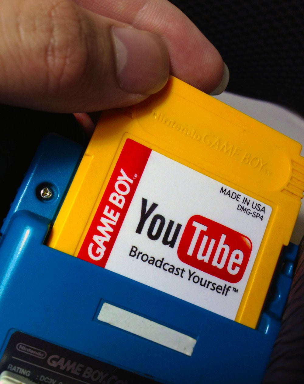 What If The Internet Could Fit Inside a Game Boy?