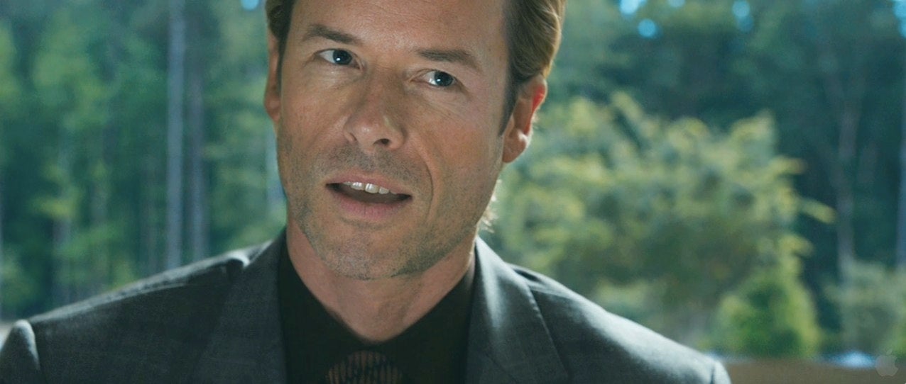 Iron Man 3 trailer screencaps reveal Tony Stark's worst nightmares. Plural.