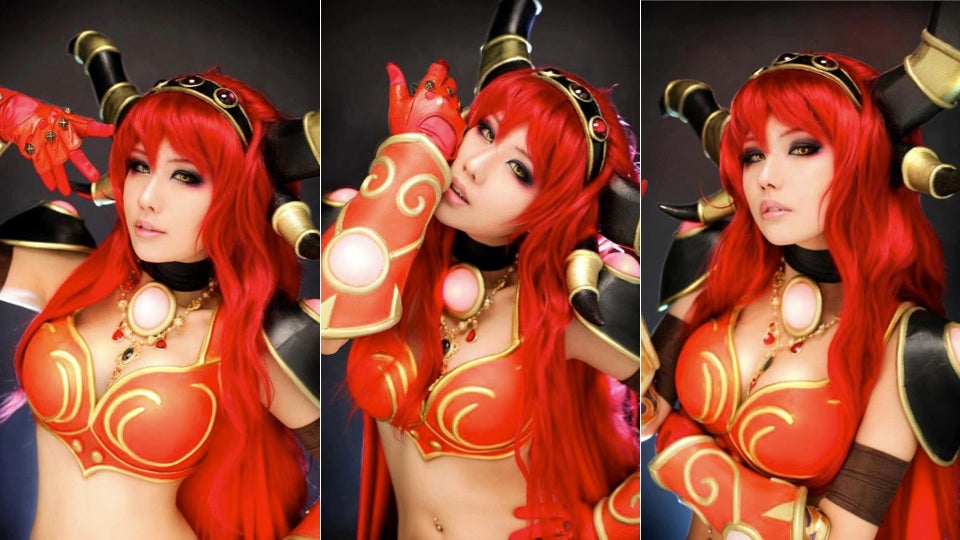 World of Warcraft Outfits Look Lovely in Red as well as Purple