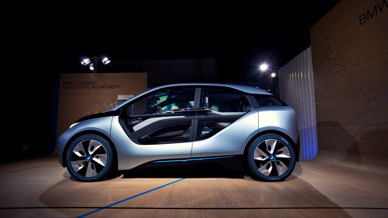 The BMW i3 Concept Will Make Your Commute Green and Stylish