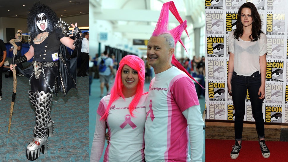 World's Largest Collection Of Adult Virgins Gather At Comic-Con 2011
