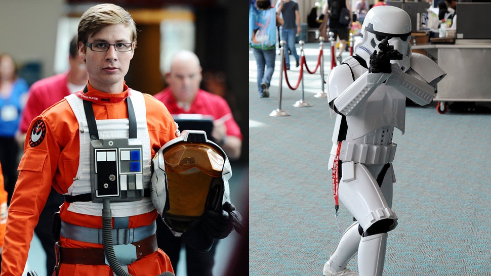 World's Largest Collection Of Adult Virgins Gather At Comic-Con 2011