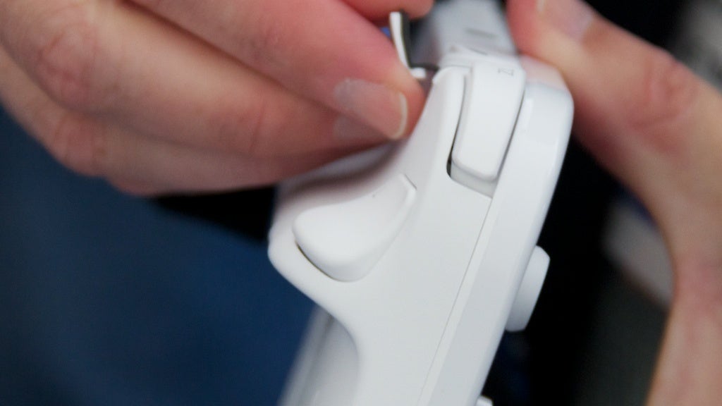 Lets Go Hands-On and Take a Closer Look at the Wii U