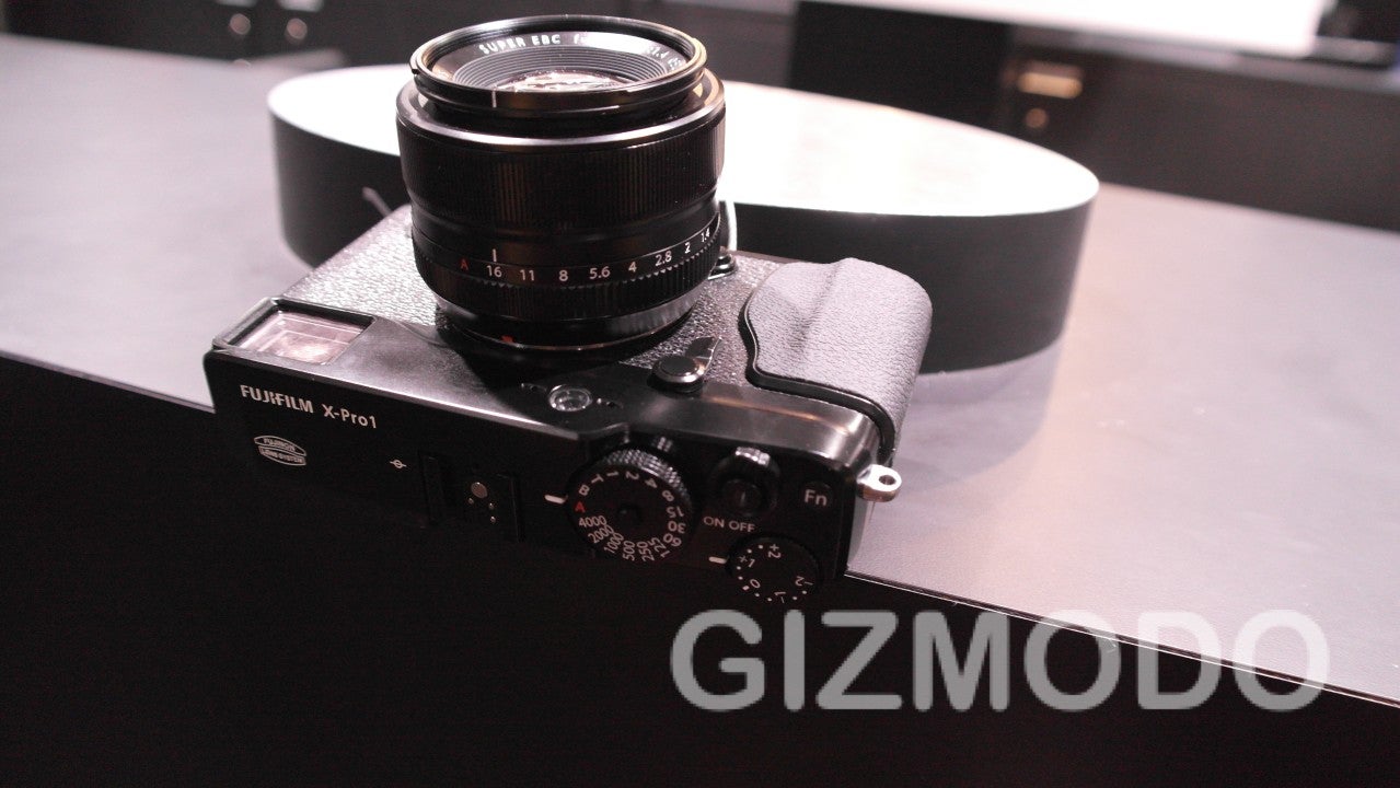 Fujifilm X-Pro1 Hands-On: Intoxicatingly Simple
