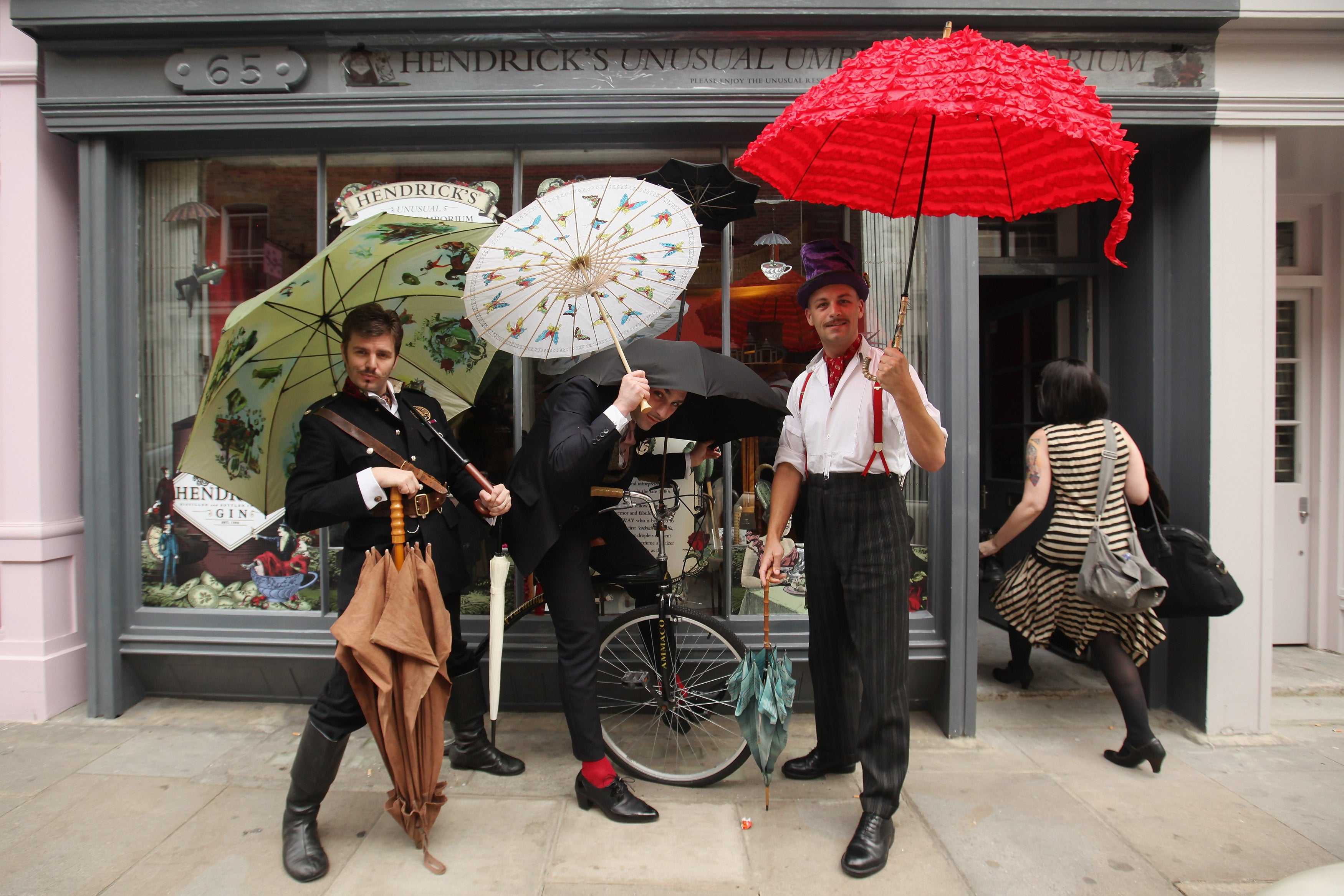 Mustache Umbrella? Pipe Umbrella? The Most Bizarre Umbrellas Ever Invented