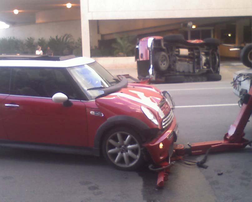 Chevy Tahoe Messes With Texas Mini Cooper, Pays Price