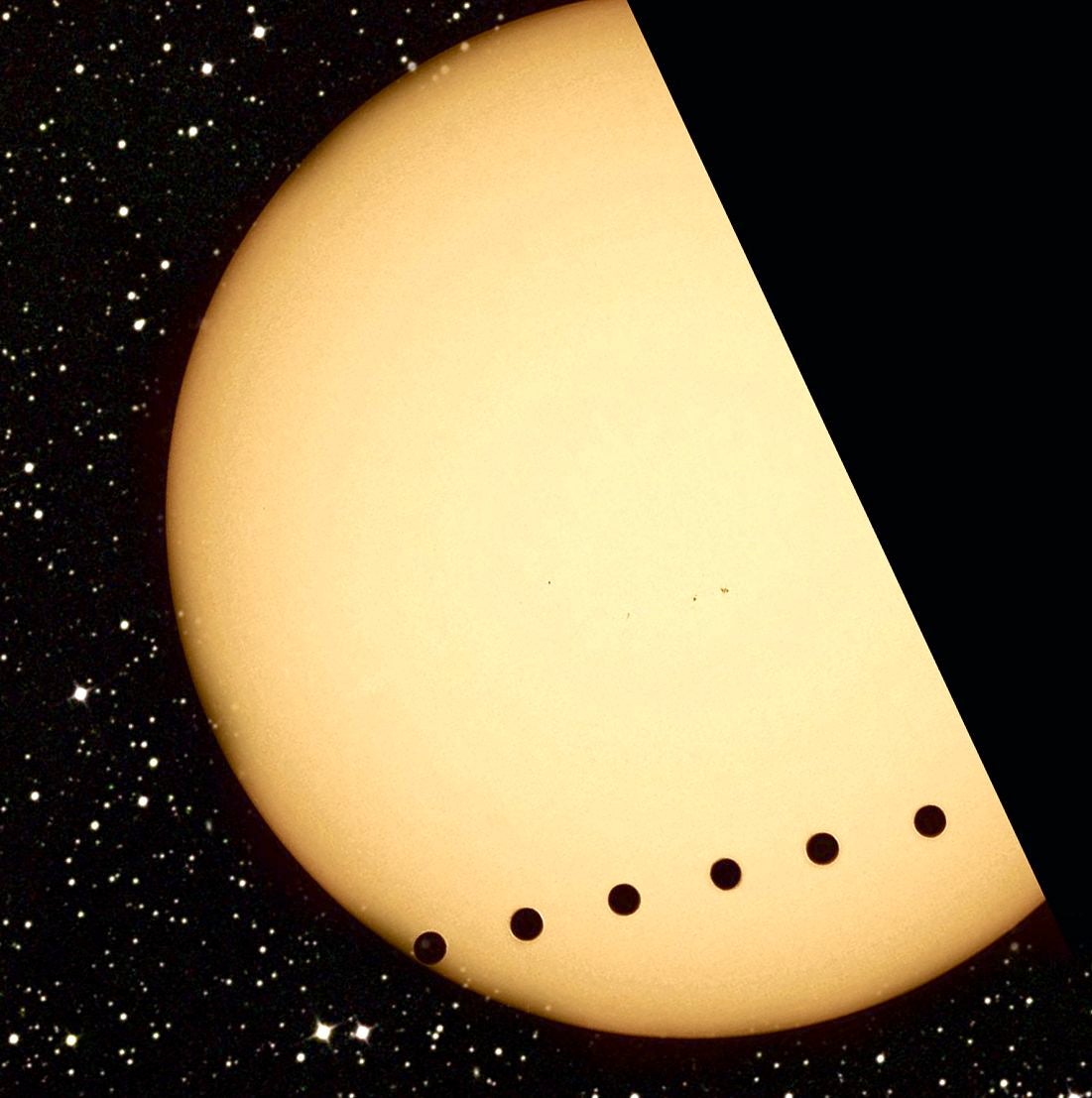 How to detect massive alien spaceships powered by stars