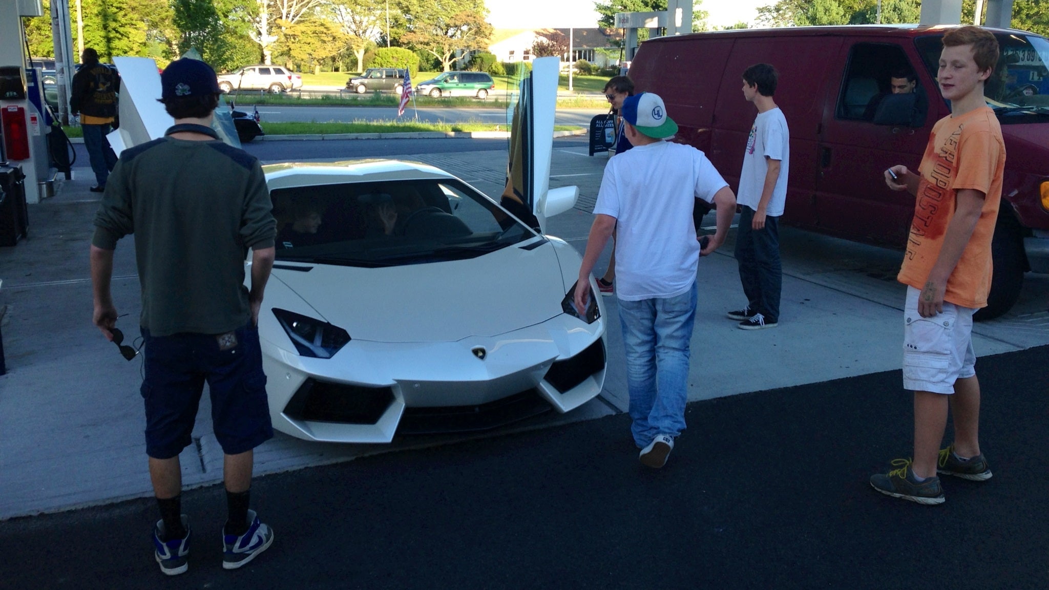 Getting Gas In An Aventador Is A Circus