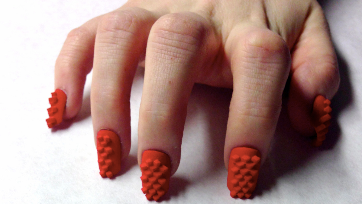 3D printed nails let you look like Molly from Neuromancer