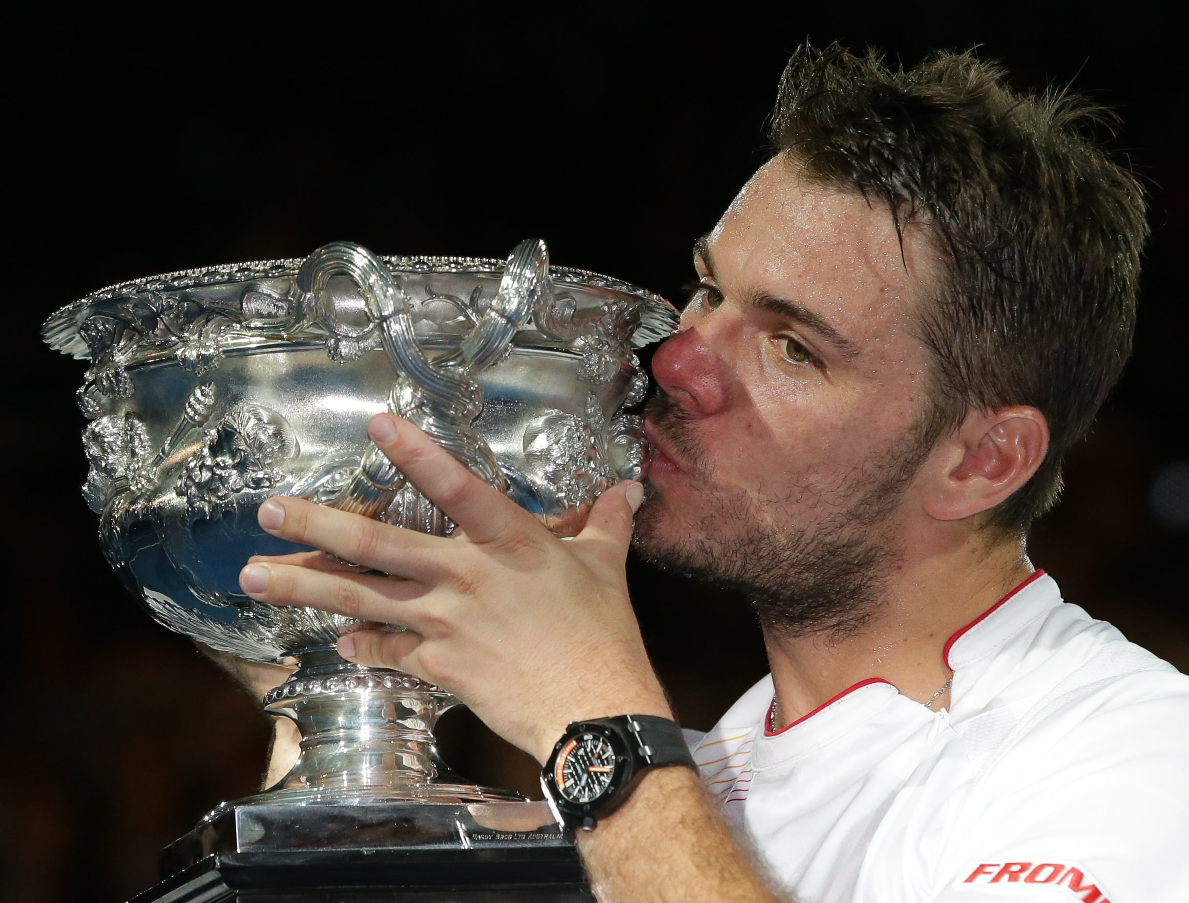 Stanislas Wawrinka Dominates An Injured Nadal, Wins Australian Open