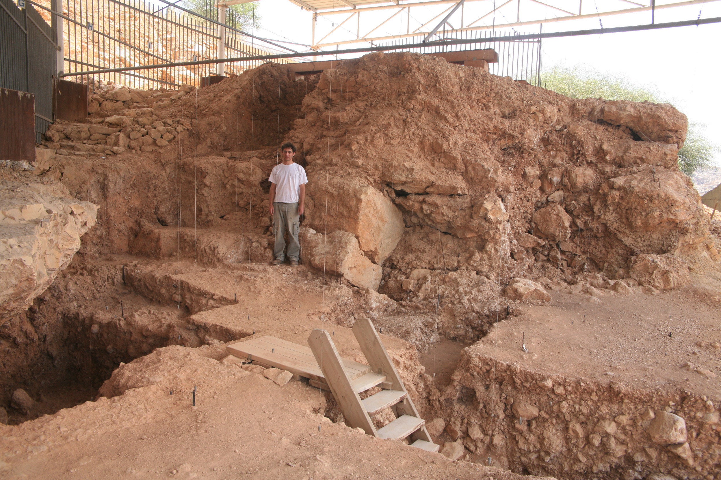 Archaeologists Uncover 300,000-Year-Old Kitchen in Israeli Cave