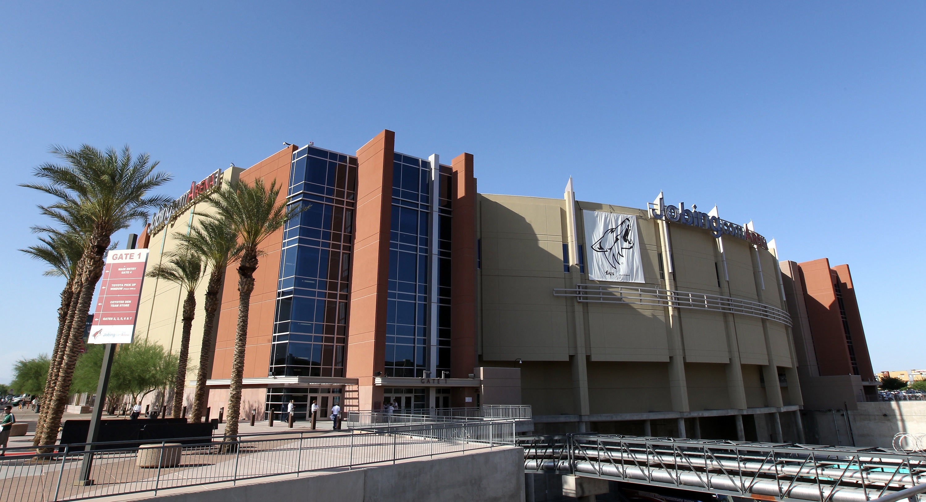 The Phoenix Coyotes Will Become The Arizona Coyotes
