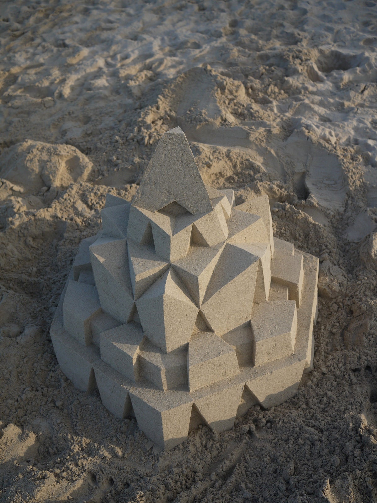 These Modernist Sand Castles Are Cooler Than Any Architectural Model