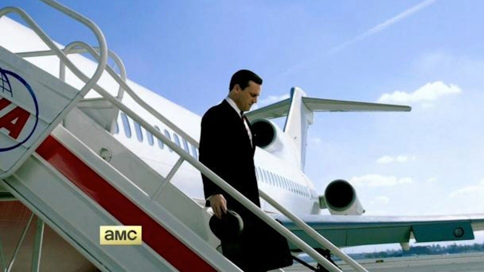 ​Don Draper Deplanes in Cryptic Teaser for Final Season of Mad Men