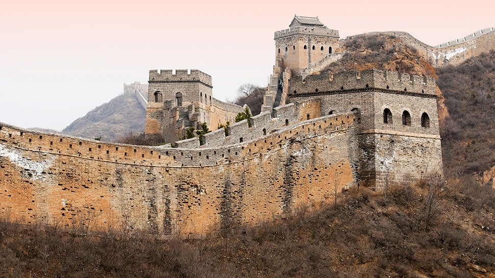 China&#39;s Designating Graffiti-Friendly Sections of the Great Wall