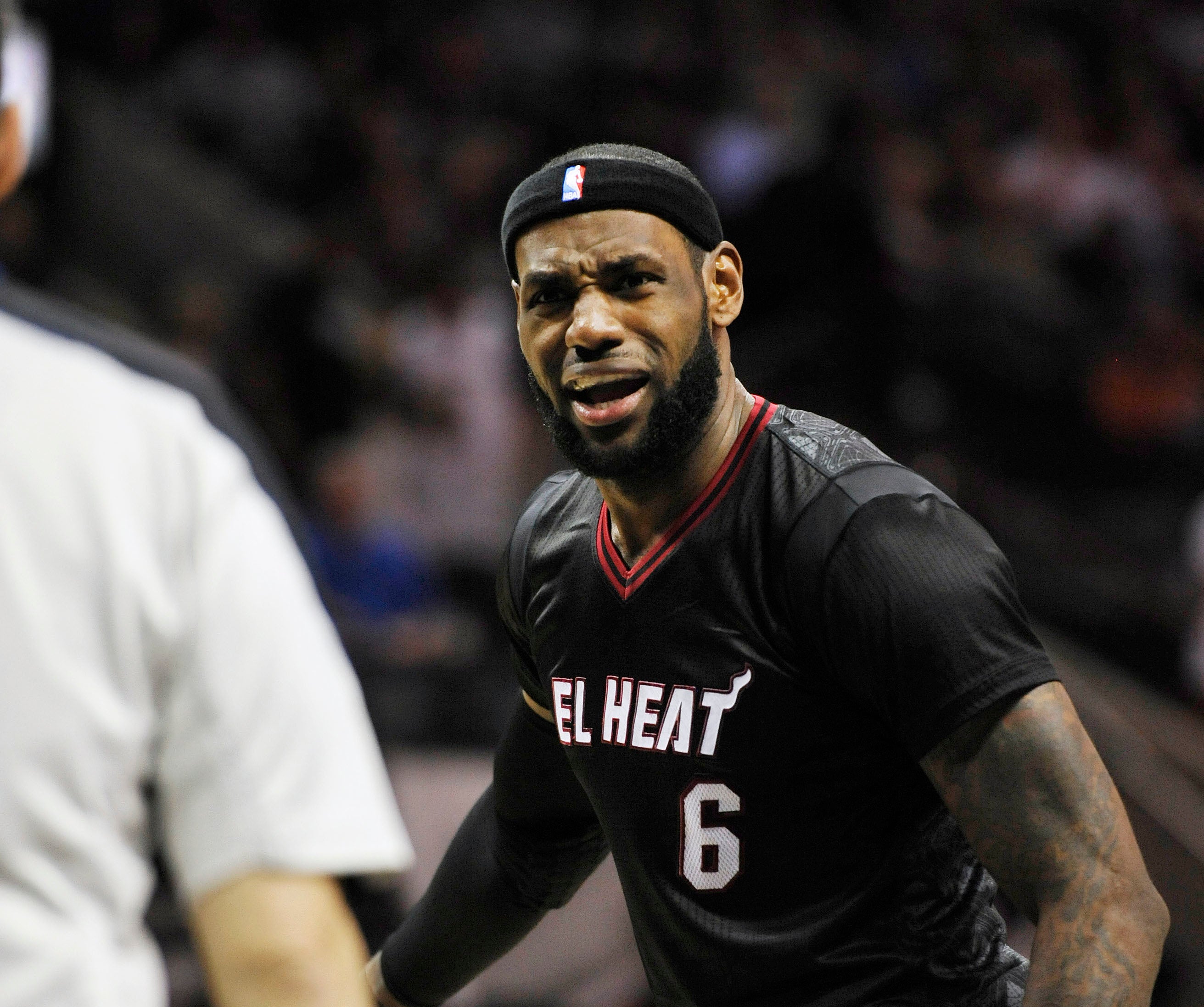 LeBron Shut Down By Spurs, Blames His Mask And Sleeves