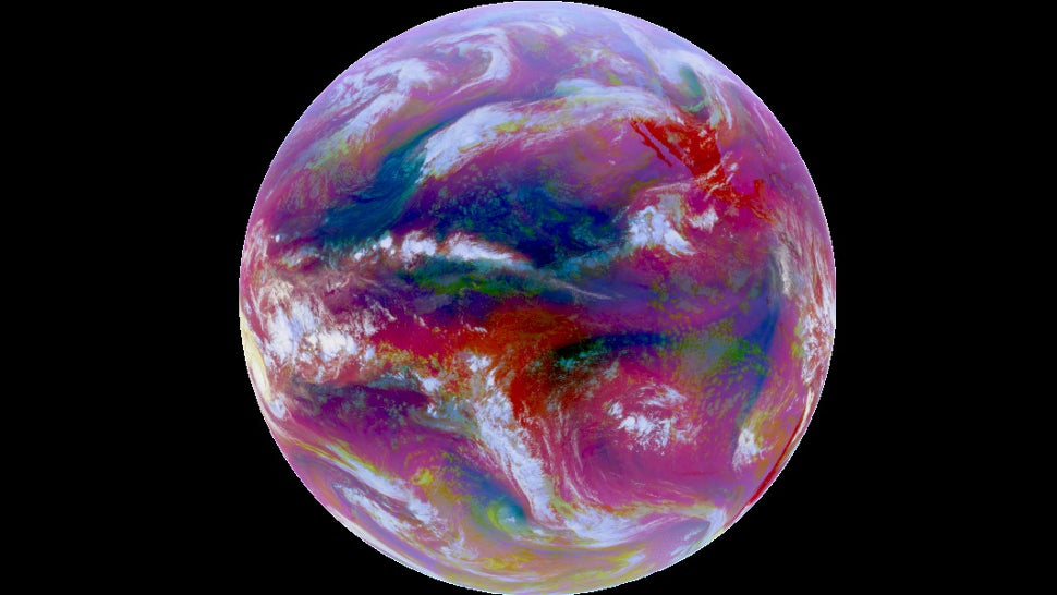 Is Earth&#39;s infrared radiation a potential energy source?