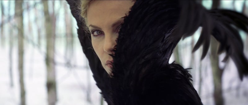 New images of Charlize Theron's soul-sucking Evil Queen ushers back the era of Black Fantasy