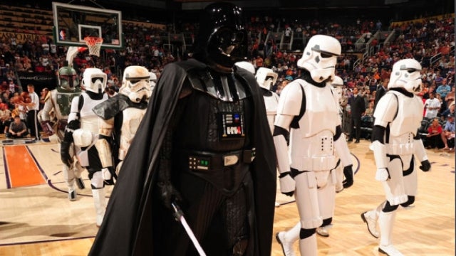 Hey, LucasArts—How About Making a Star Wars NBA Game?