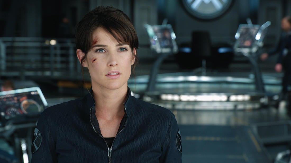 43 Avengers stills explode with lasers, jets, and latex
