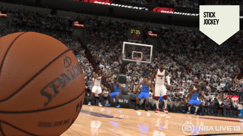 First Look at NBA Live 13 Shows a Game Making Great Passes—Even the Bad Ones