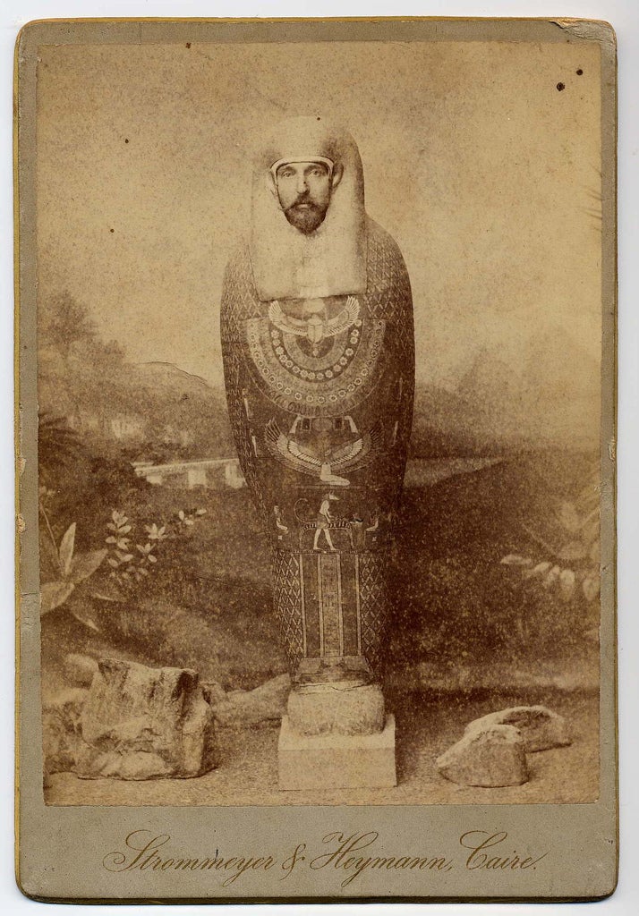 This creepy trick photo from 1875 proves our great-great-great-grandparents had a twisted sense of humor