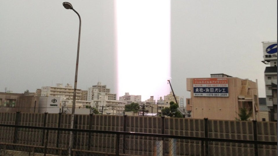 Strange Beams of Light Zapping Japan or iPhone Glitch? YOU PICK!