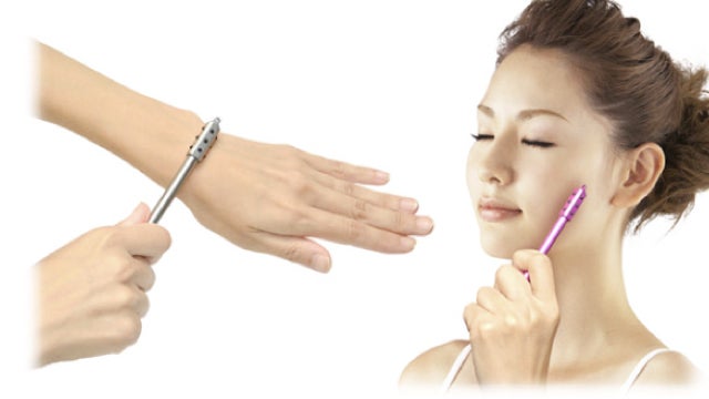 Go Ahead, Roll This 3DS Stylus All Over Your Face!