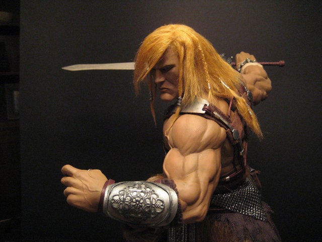 Artist builds beautiful He-Man sculpture with biceps the size of honey baked hams