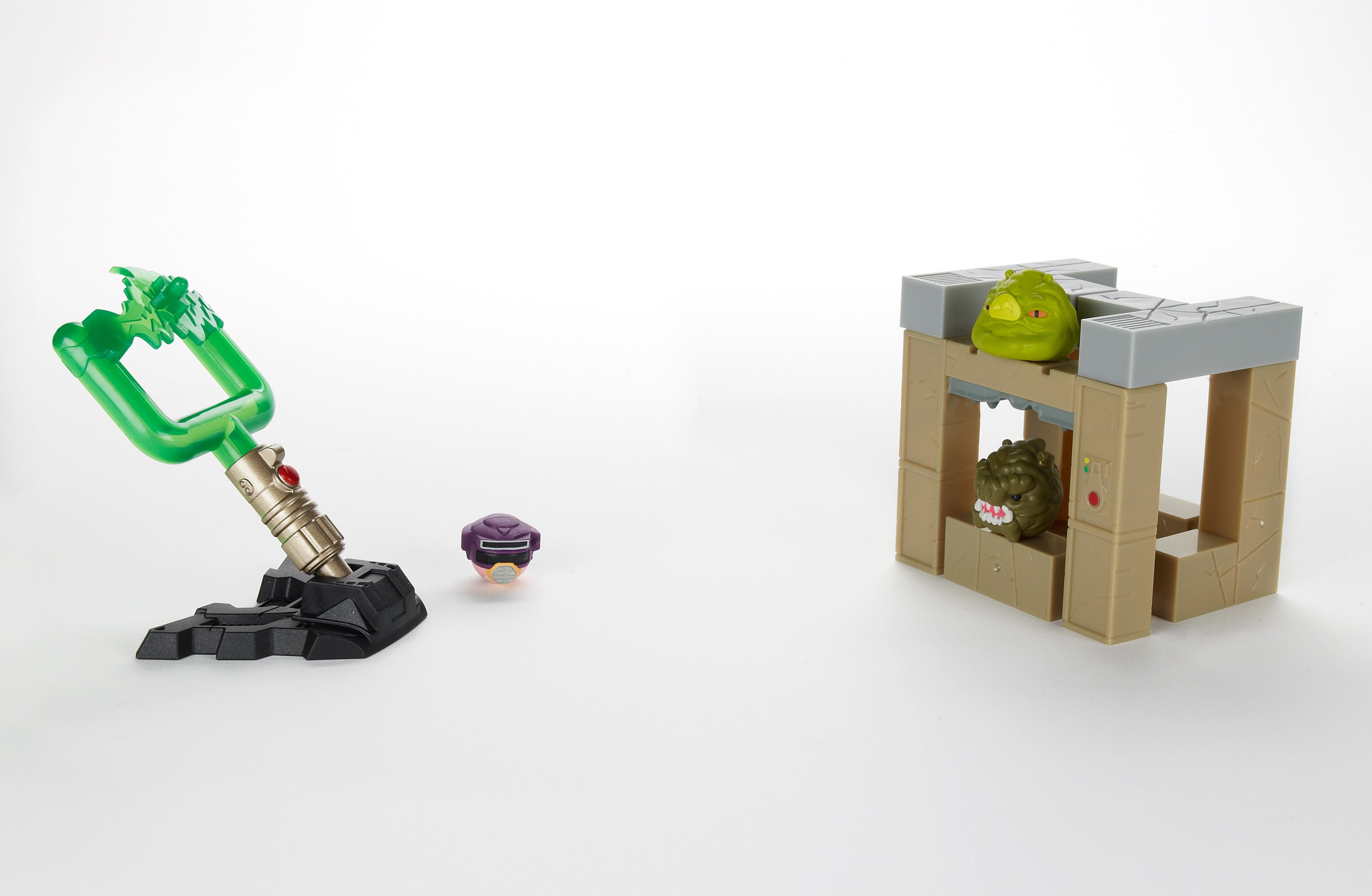 First look at the Angry Birds Star Wars crossover, behold the Pig Star!
