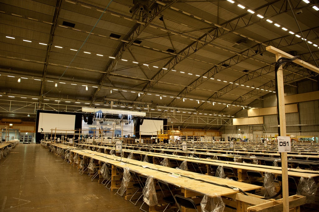 How The World's Biggest LAN Party Is Built