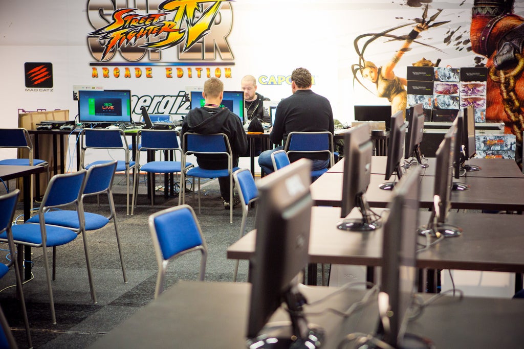How The World's Biggest LAN Party Is Built