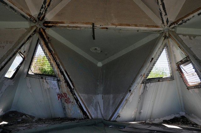 King Neptune still reigns over Western Australia's abandoned marine park