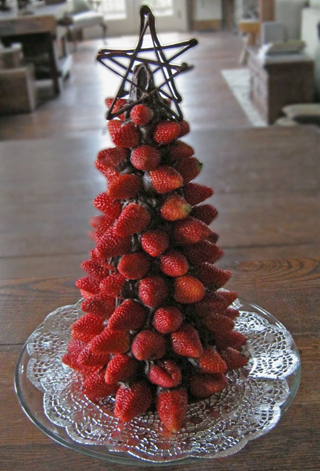 5 Awesome Christmas Trees That Require No Tree