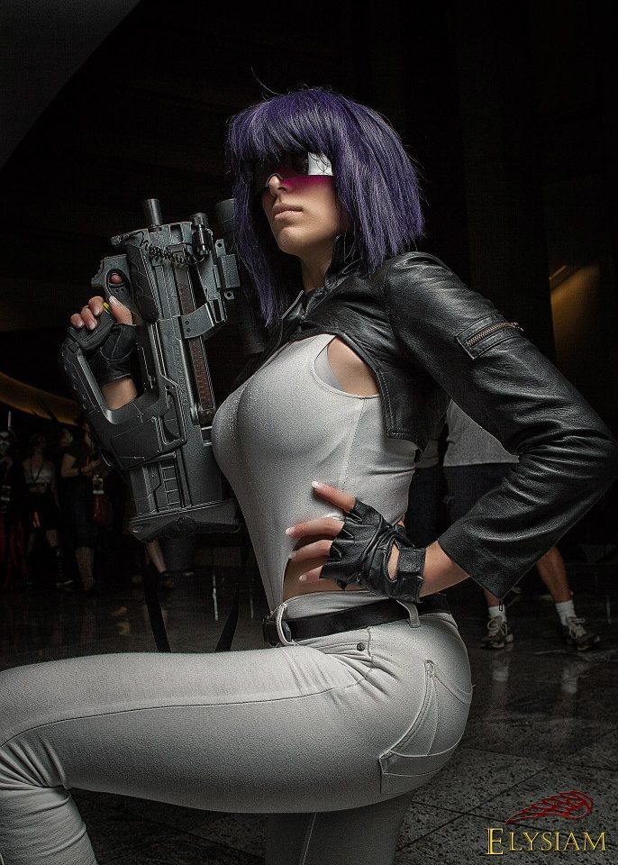 StarCraft's Kerrigan Is The Queen Of Blades Cosplay