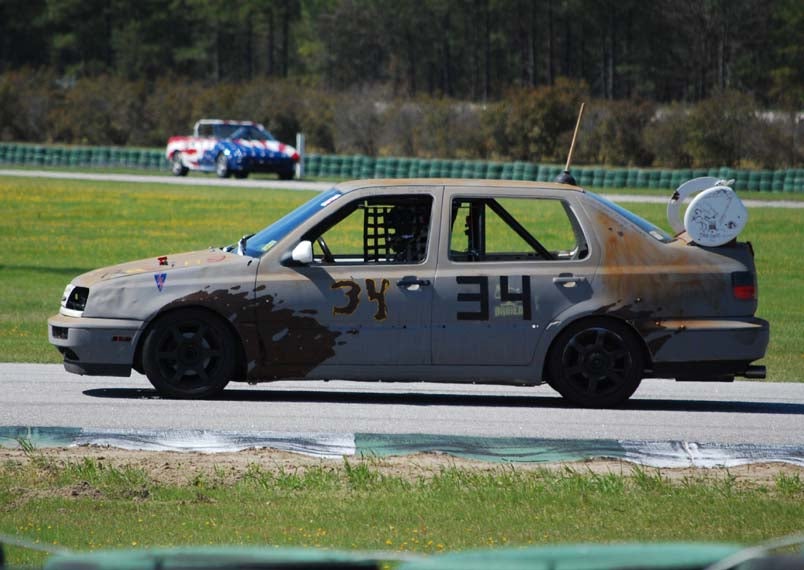 24 Hours Of LeMons South Day One: Saab Leads, Fiero In Top Ten
